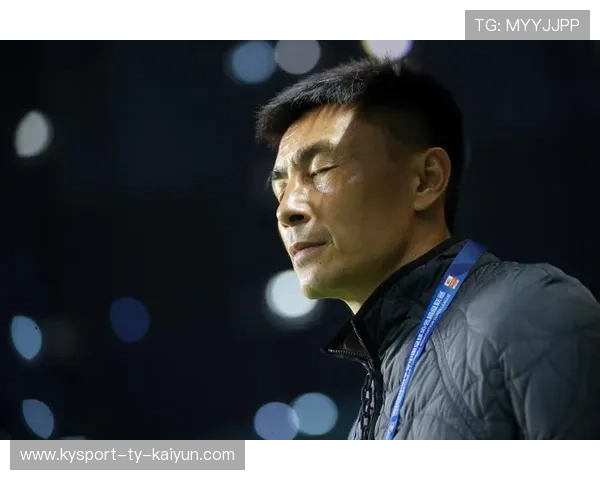 河南队被执行扣除积分6分处罚,李玮锋带队在广州开启闭门拉练 河南队被执行扣除积分6分处罚,李玮锋带队在广州开启闭门拉练